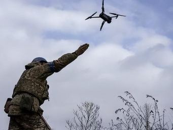 乌无人机奇袭启迪美军